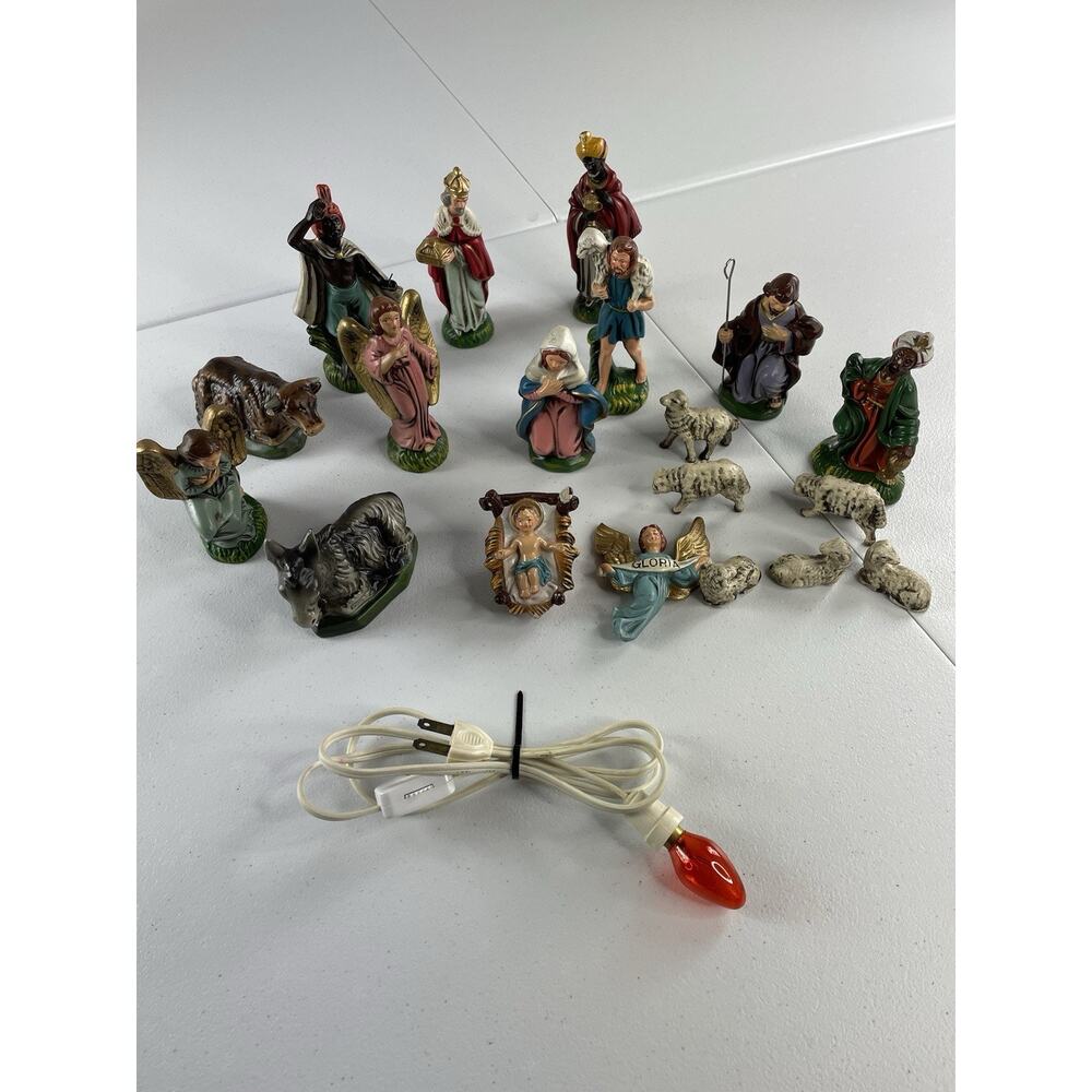 Vintage Nativity Set Paper Mache Made In Japan 19 Piece Light Included Figurines